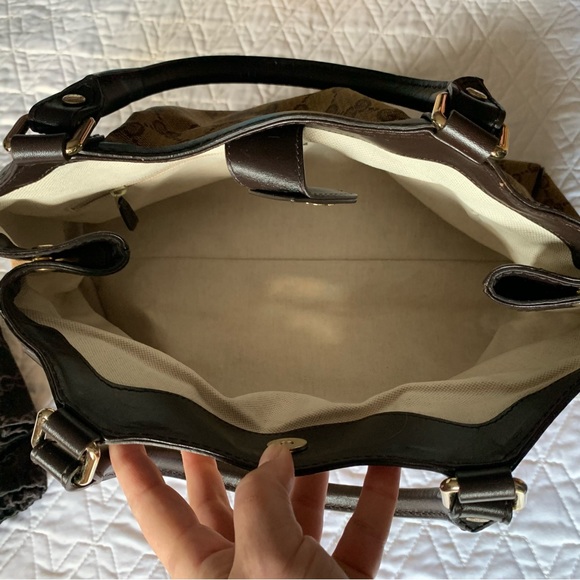 Like New GUCCI Sukey GG Canvas Medium Tote Shoulder Bag Brown Tan Monogram - Picture 9 of 17